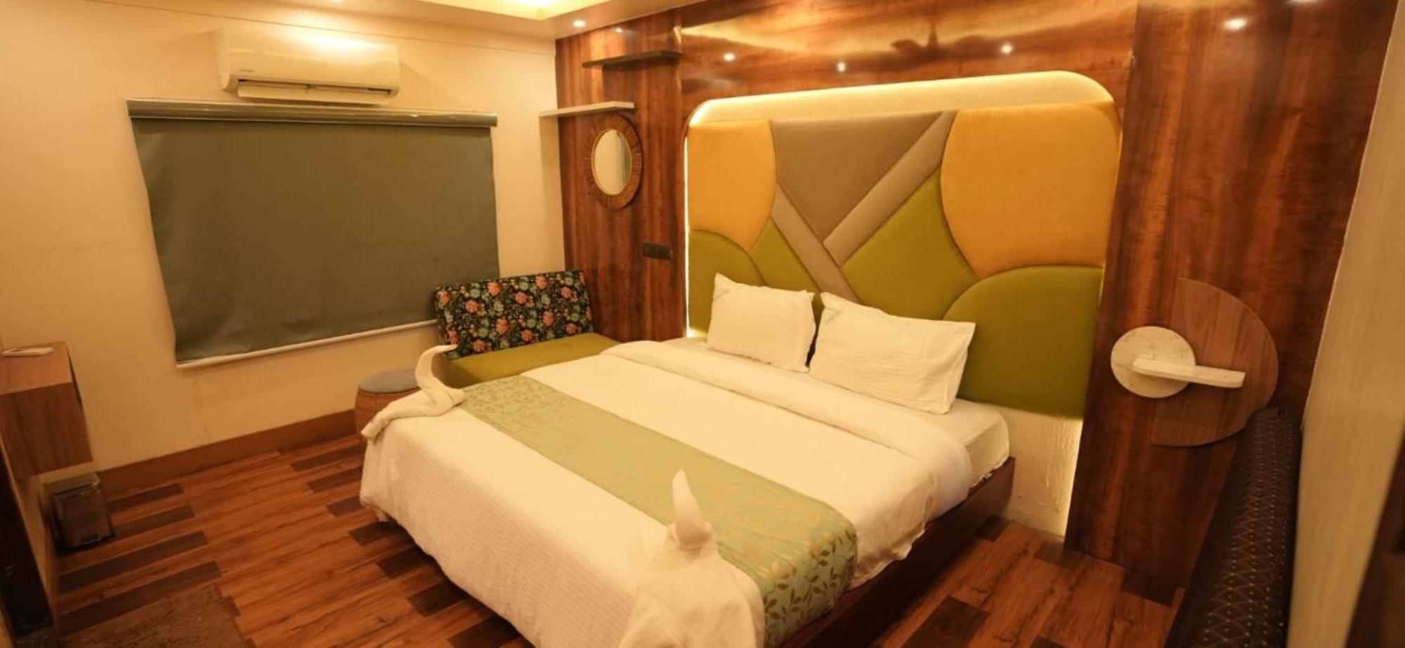 Victoria Houseboats Hotel Alappuzha Екстериор снимка